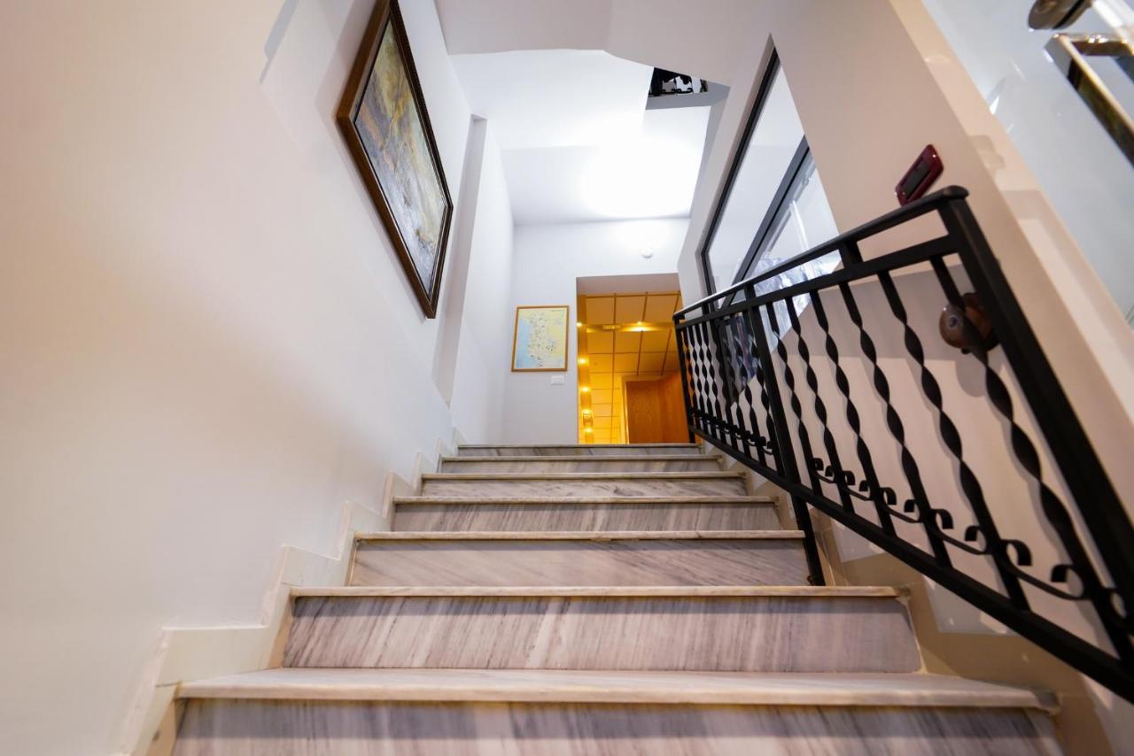 Sr99 Hotel تيرانا المظهر الخارجي الصورة